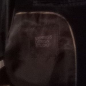 Velvet Blazer from express design studio size 38R. Black perfect condition